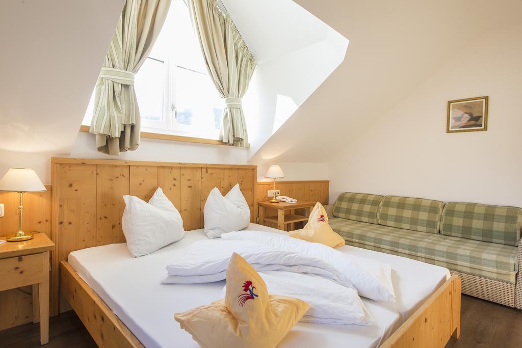 Hotel Kronplatz Olang ภายนอก รูปภาพ