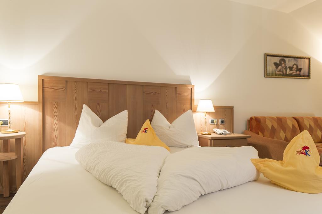 Hotel Kronplatz Olang ภายนอก รูปภาพ