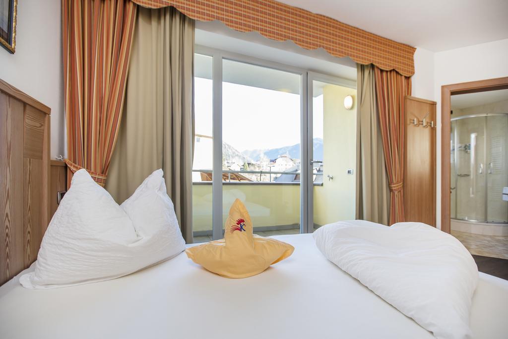 Hotel Kronplatz Olang ภายนอก รูปภาพ